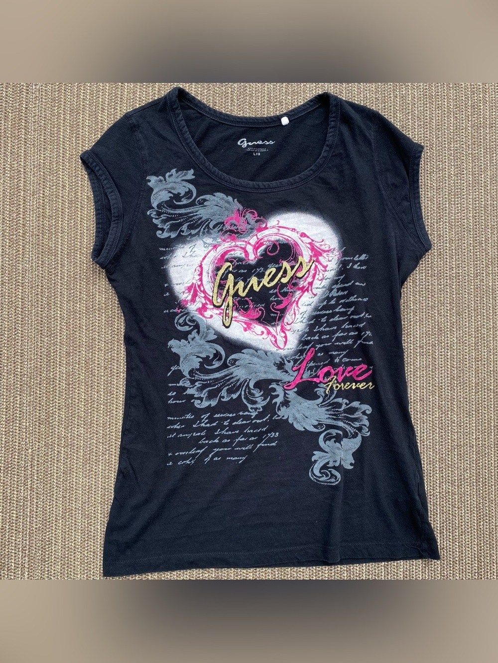 GUESS Love Forever Heart Graphic Cap Sleeve Tee Black L